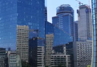 Top Apartamenty Centrum - Rondo ONZ allows 18 year olds to book a room