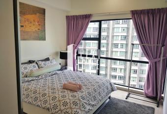 10am-6pm, SAME DAY CHECK IN AND CHECK OUT, Work From Home, The Hyve-Cyberjaya, Private Studio by Flexihome-MY allows 18 year olds to book a room
