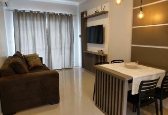 Curta Praia de Arma    o - Casa Girassol has Balcony rooms