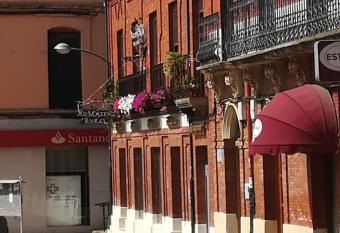 Los Balcones del Camino has Balcony rooms