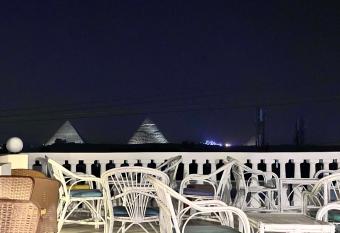 Pyramids Gardens Hotel has Balcony rooms