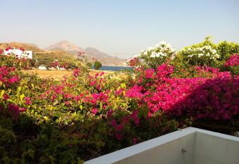 Porto Milos has Balcony rooms