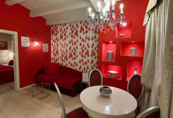 Boutique Hotel Calzavecchio has Balcony rooms