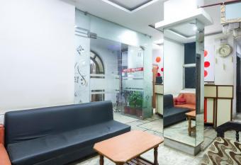 OYO Hotel Bright allows 18 year olds to book a room