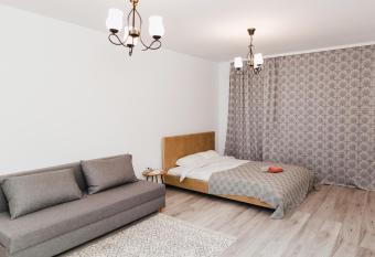 One Room Apart T3 with Free Parking has Balcony rooms