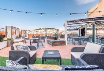 The ART INN Lisbon allows 18 year olds to book a room