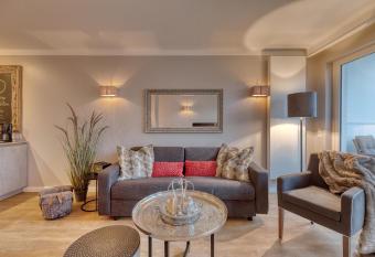 Herzbergs.Ferienwohnungen Meerf  hlen has Balcony rooms