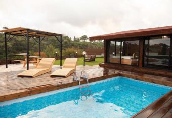                       allows 18 year olds to book a room