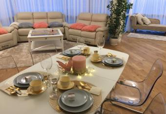 Snieguol  s apartamentai allows 18 year olds to book a room