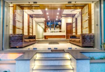 Hotel Kings allows 18 year olds to book a room