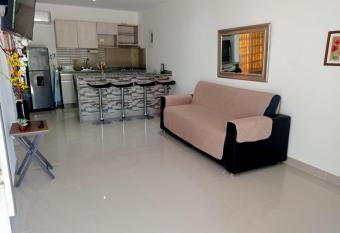 Hermosa Casa con Aire Acondicionado y WI-FI has Balcony rooms