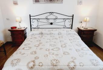 Le Terrazze Studios 44F has Balcony rooms