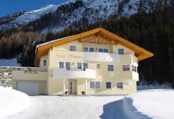 Apart Simone has Balcony rooms