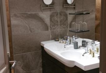 Domaine Christanna allows 18 year olds to book a room