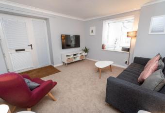 Fellseeker has Balcony rooms