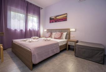 Studios Koula 2 -MARY has Balcony rooms