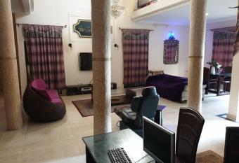 Villa salam has Balcony rooms