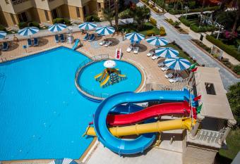 AMC Royal Hotel & Spa has Balcony rooms