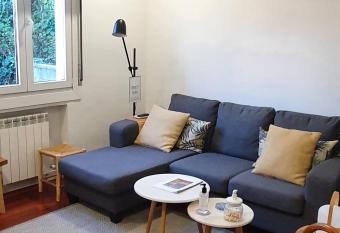 Acogedor y luminoso apartamento en Neguri allows 18 year olds to book a room