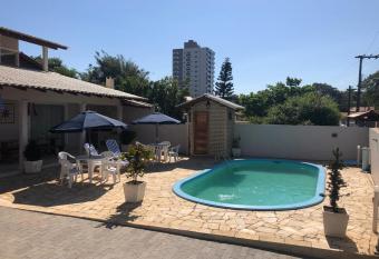 Mundo Livre Guest House allows 18 year olds to book a room