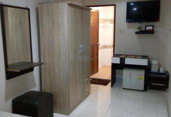 Living Room Guesthouse & Cafe Bar has Balcony rooms