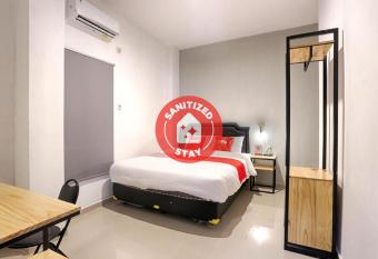 OYO 2409 Safara Guesthouse Syariah allows 18 year olds to book a room
