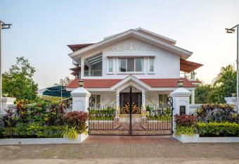 Casa Serenity by StayVista - Relax with a pool, lawn, and inviting jacuzzi allows 18 year olds to book a room