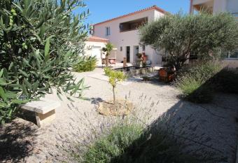 H  tel et R  sidence de la Transhumance has Balcony rooms