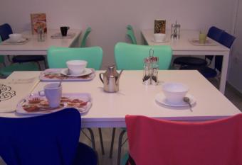 Granada Old Town Hostel has Balcony rooms