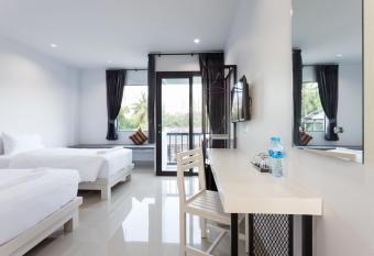 The Gene has Balcony rooms