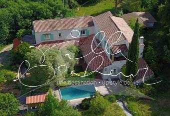 Villa Bonheur Vallespir has Balcony rooms