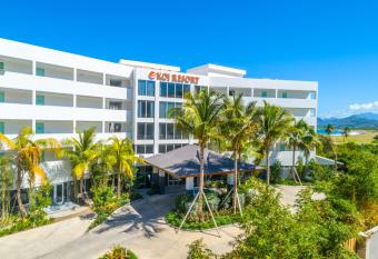 Koi Resort Saint Kitts, Curio Collection by Hilton has Balcony rooms