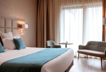 Residhome Luxembourg Esch-Belval allows 18 year olds to book a room