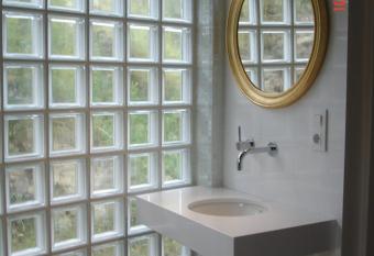 Ca l  Ermitanyo- Casa Torre Blanca has Balcony rooms