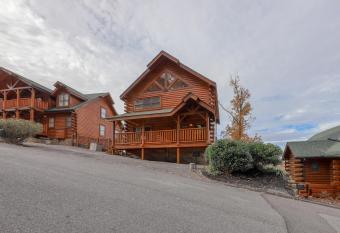 A Walk in the Clouds has Balcony rooms