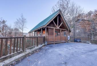 Mountain Dreams at Sherwood has Balcony rooms