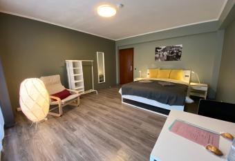 Park City Center allows 18 year olds to book a room