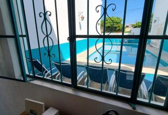 Madre Cuixe Suites has Balcony rooms