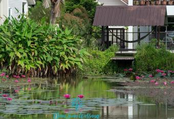 Baan Suan Wassana has Balcony rooms