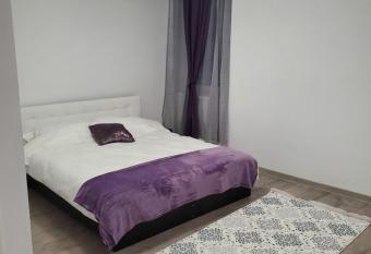 Basarab 4 has Smoking/Balcony rooms