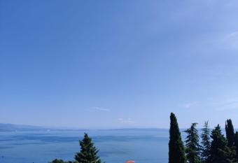 Apartmani Matija has Balcony rooms