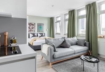 limehome Dortmund S  dwall allows 18 year olds to book a room