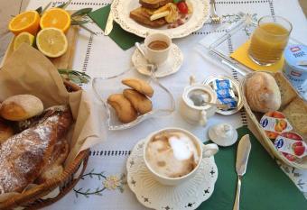 Santa Caterina da Siena B&B allows 18 year olds to book a room