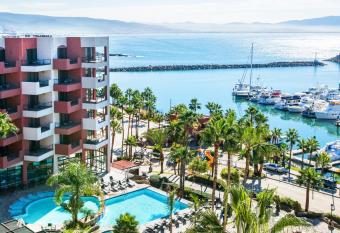 Hotel Coral And Marina allows 18 year olds to book a room