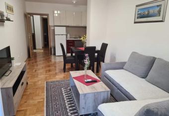 Apartman Jovanka 2 allows 18 year olds to book a room