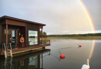 Saunaboat Haikara has Balcony rooms