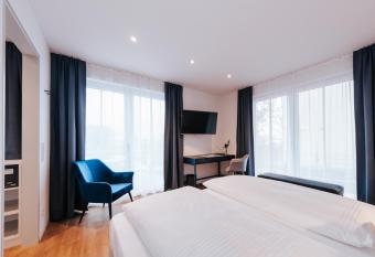 HAIMHAUSERS Hotel Garni has Balcony rooms