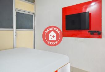 Super OYO Prince Guest House allows 18 year olds to book a room