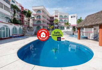 Capital O Hotel El Mejicano, Acapulco allows 18 year olds to book a room