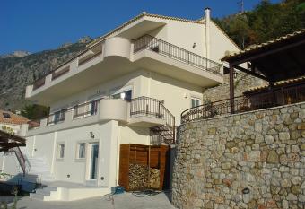 Verga first floor apartment has Balcony rooms